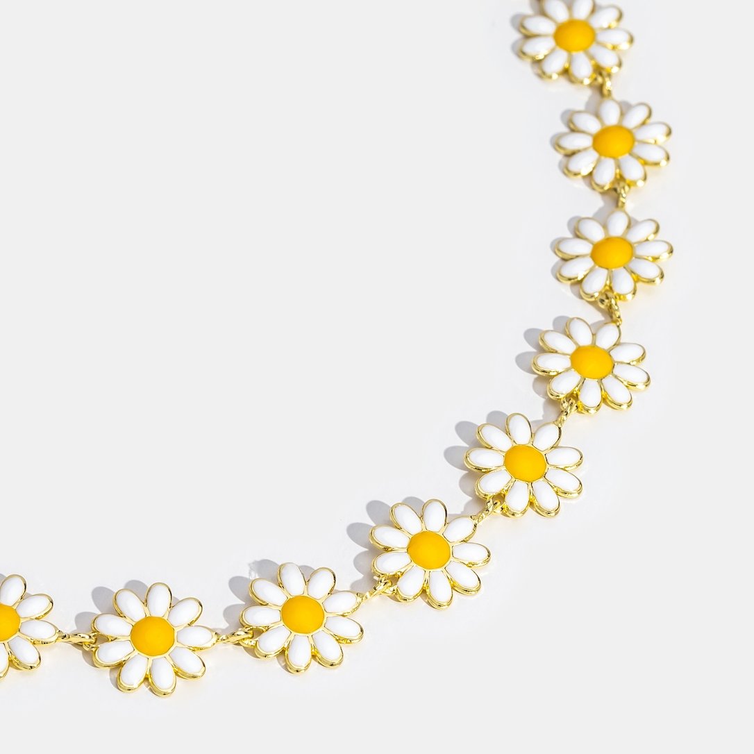 White daisy flower choker necklace worn on the neck